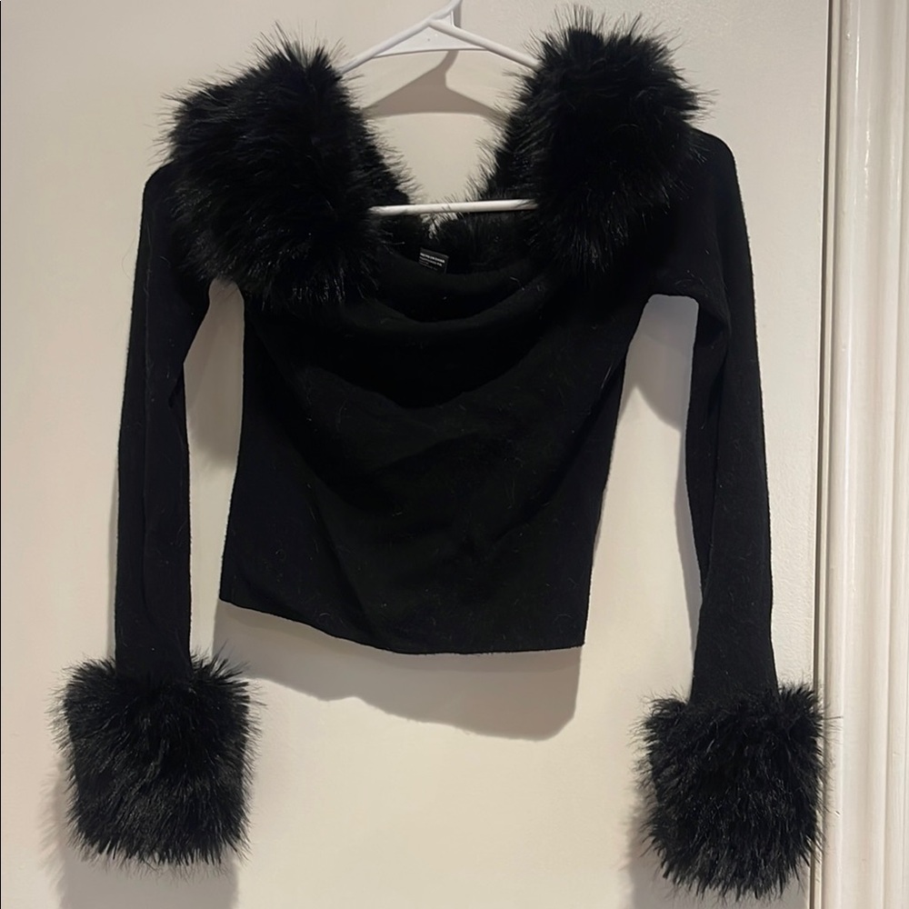 Forever 21 Black Faux Fur Trim Blouse